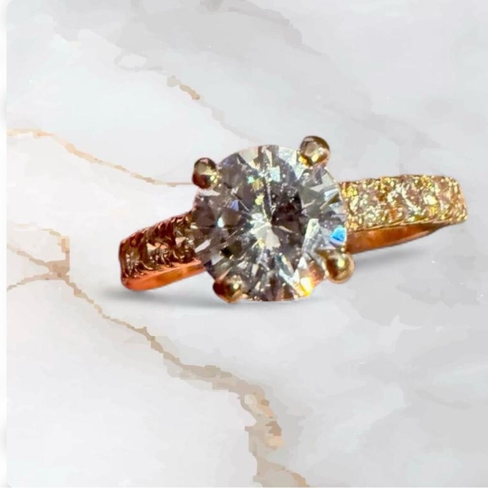 Gold Fashion Solitaire Round-Cut Diamond Ring in Gold with Pavé Band